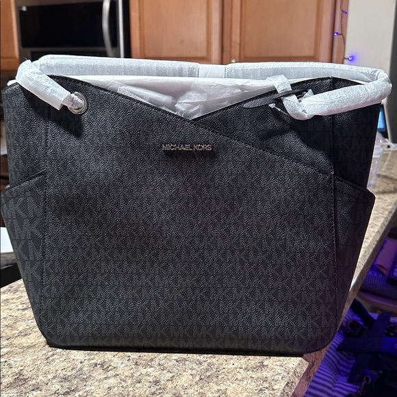 Large Black Michael Kors Tote-Silver Hardware NWT - Picture 2 of 7